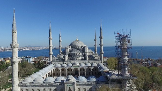 Sultanahmet Camii’nde 400 Yıl Sonra Yapılan Restorasyon Havadan Görüntülendi