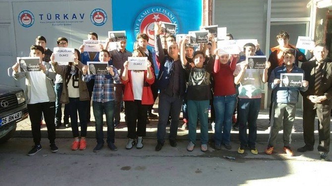 Türkav Eskişehir Şubesi’nin Çocukları Başbuğ Alparslan Türkeş’i Andı