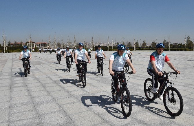 Cumhurbaşkanı Erdoğan 52. Cumhurbaşkanlığı Bisiklet Turu’nun Tanıtımını Yaptı