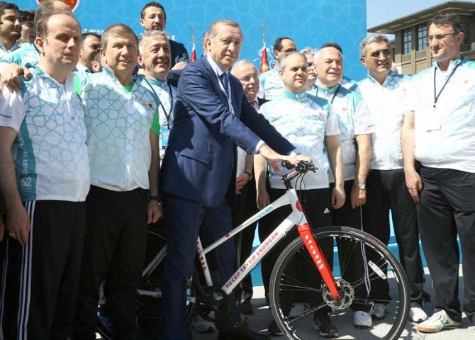 Bisiklet Turu'nun lansmanı, Cumhurbaşkanlığı Külliyesi’nde yapıldı