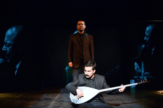 Diyarbakır Tiyatro Festivali, ‘Neşe, Dert, Aşk' oyunu ile başladı