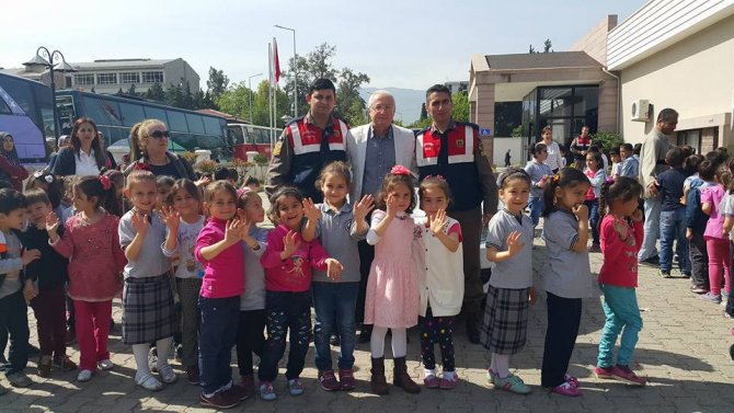 'Bizimkiler Trafikte' adlı oyun ilgi gördü