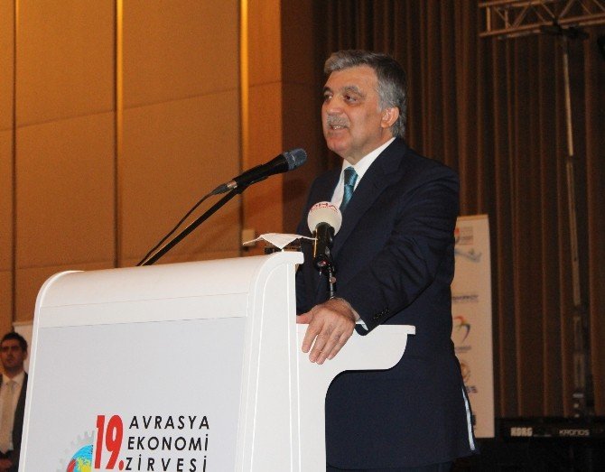 Abdullah Gül’den Türk- Rus İlişkilerinin Düzeltilmesi Çağrısı