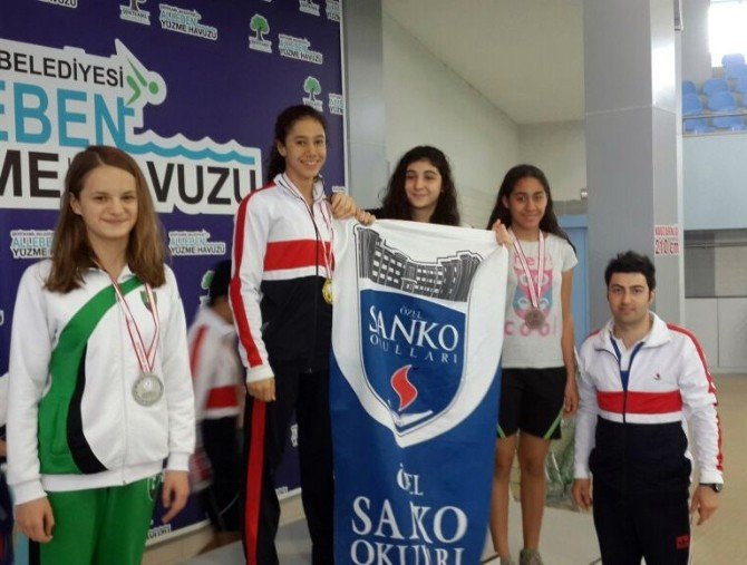 Özel Sanko Okulları’nın Yüzme Başarısı
