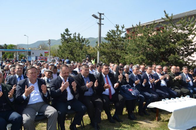 Çaycuma Köprü Faciası'nda ölenler 4. yılda dualarla anıldı