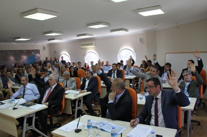 Didim’de Belediyenin 2015 Yılı Faaliyet Raporu Onaylandı