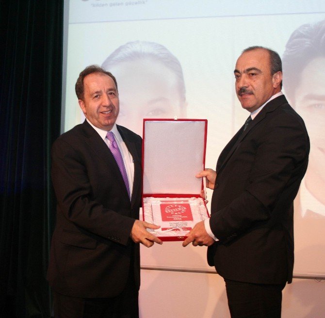 Dermokil, Maske Ürününde ’Tüketici İnovasyon’ Ödülünü Aldı