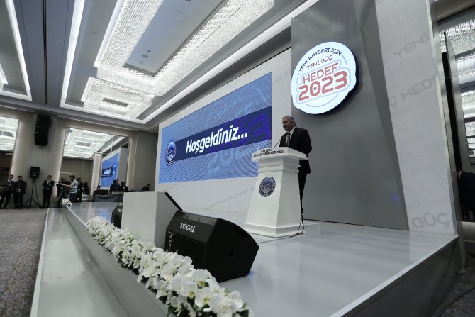 Başkan Çelik, Kayseri’ye yapılacak yatırımları açıkladı