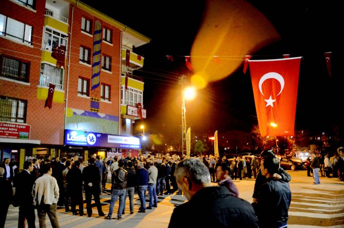 Şehit düşen emniyet amiri geride 3 yetim bıraktı