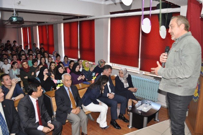 Oyuncu Alper Türedi, Lösemili Çocukların Dileklerini Yerine Getiriyor