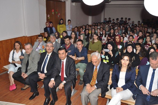 Oyuncu Alper Türedi, Lösemili Çocukların Dileklerini Yerine Getiriyor