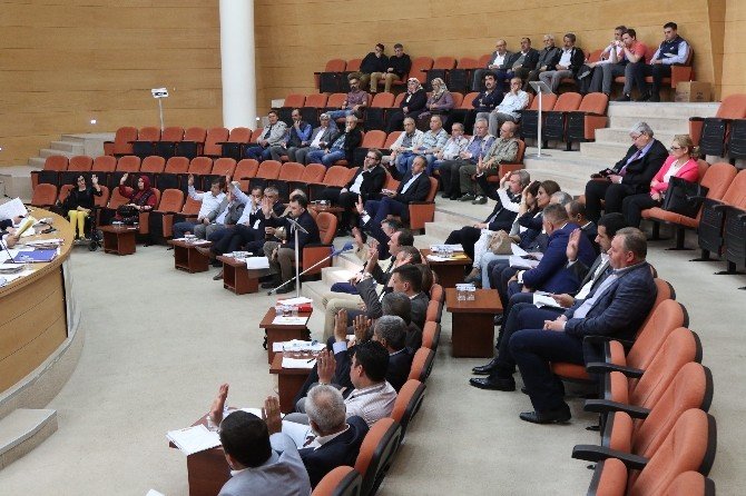Akhisar Belediyesi Nisan Ayı Meclis Toplantısı Yapıldı