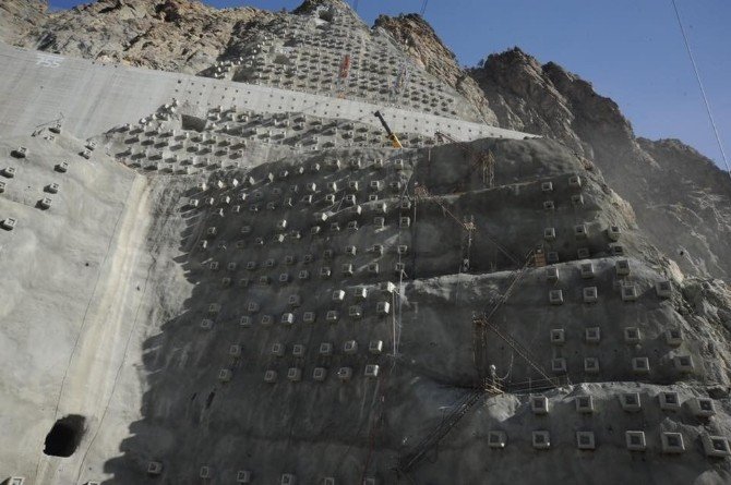 Yusufeli Barajı’nın 3 Yıl İçerisinde Tamamlanması Hedefleniyor