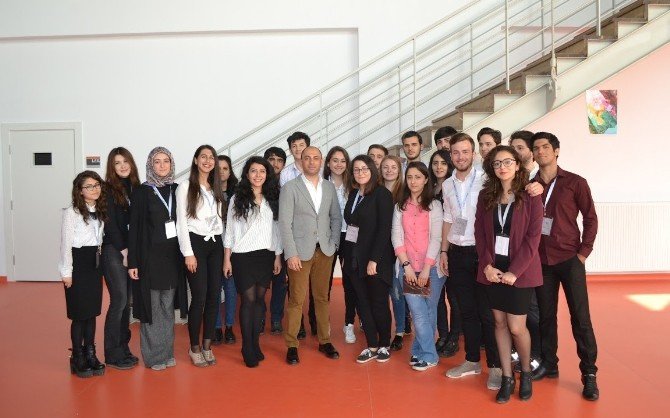 Bahadır Kul, Projelerinin Hikayelerini Üniversite Öğrencileriyle Paylaştı