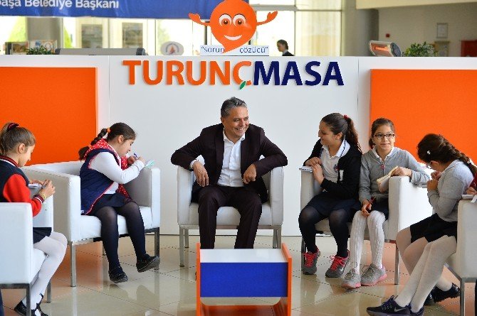 Başkan Uysal, Turunç Masa’da Öğrencileri Ağırladı