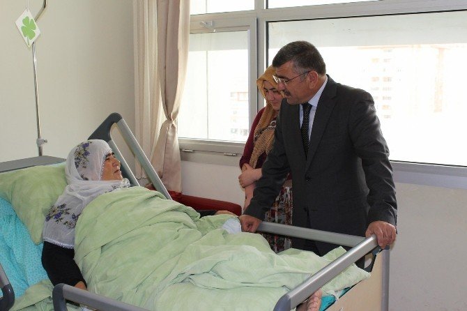 Niğde Belediye Başkan Faruk Akdoğan’dan Hasta Ziyareti