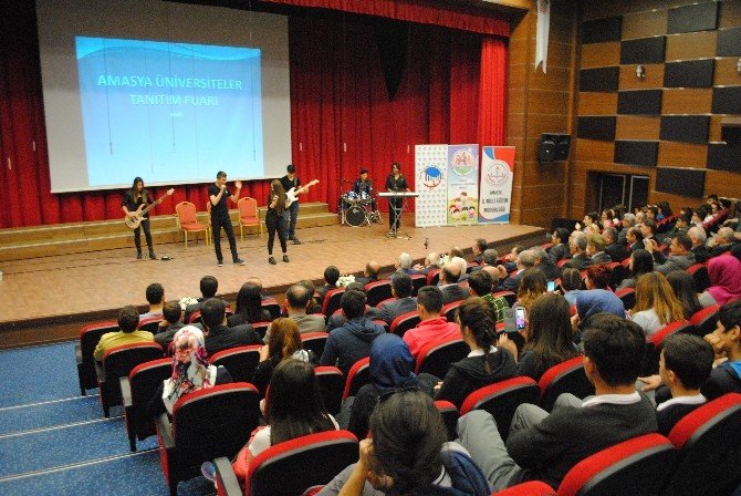 Amasya’da Üniversiteler Tanıtım Fuarı