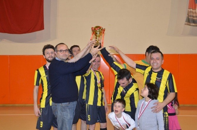 1. Futsal Personel Turnuvası Ödül Töreni
