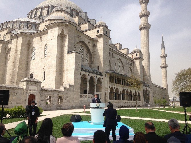 Başbakan Davutoğlu: "Bir Tarafta Süleymaniye, Diğer Tarafta Da Gök Kafes Adı Verilen Ucube"