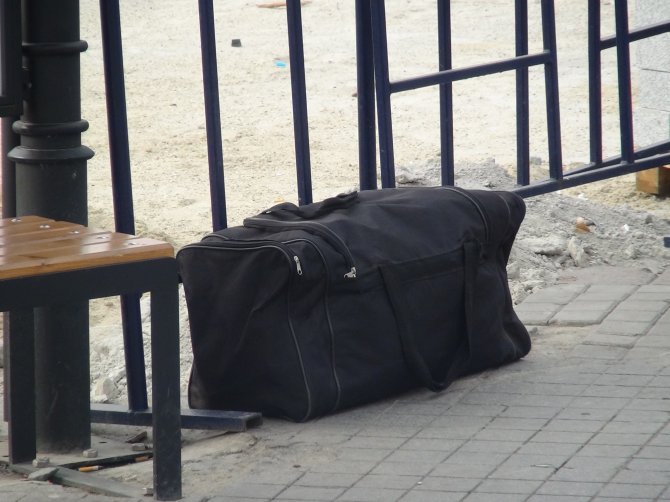Taksim'de şüpheli çanta alarmı