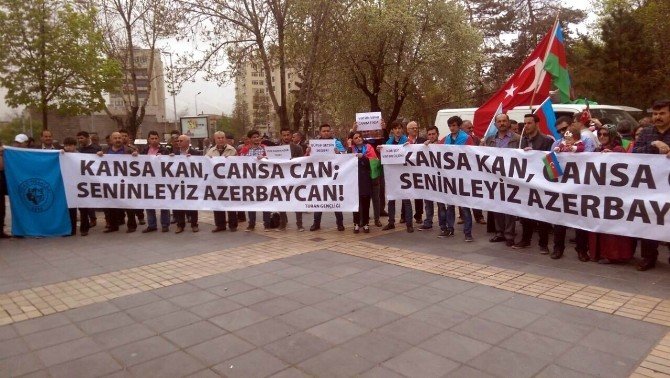 Turan Derneği’nden ‘Kansa Kan Cansa Can Yanındayız Azerbaycan’ Etkinliği