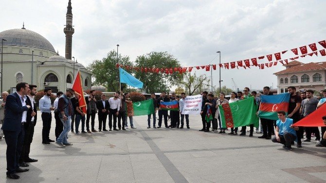 Türkler Ve Azeriler Bandırma’da Eylem Yaptı