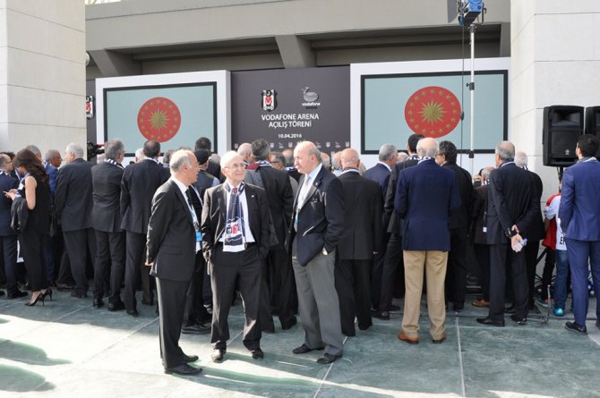 Vodafone Arena açılış için Cumhurbaşkanı Erdoğan'ı bekliyor