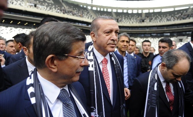 Başbakan Davutoğlu: “Tarihi Bir Gün, Çünkü Kartal Evine Dönüyor”