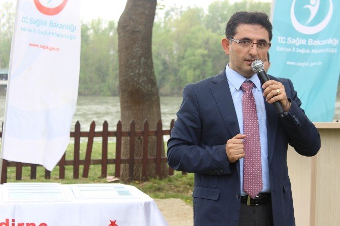 Edirne’de Yılın Hekimlerine Ödülleri Törenle Verildi