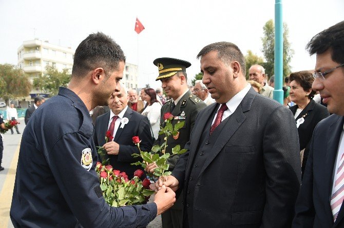Tarsus’ta 10 Nisan Polis Kutlaması