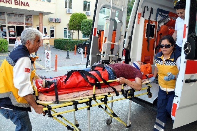 Alanya’da Motosiklet Kazası: 2 Yaralı