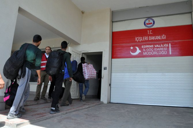 Edirne'de iade edilen sığınmacı sayısı bine ulaştı