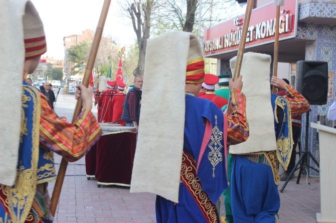 Hayırlı Hizmetler Vakfı Tarafından Lokma Tatlısı İkramı