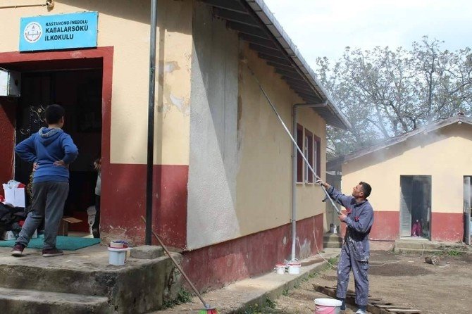 Köy Okullarına Yardım Kampanyası Devam Ediyor