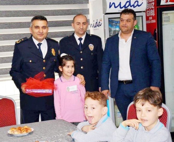 Minik Öğrencilerden Emniyete Ziyaret