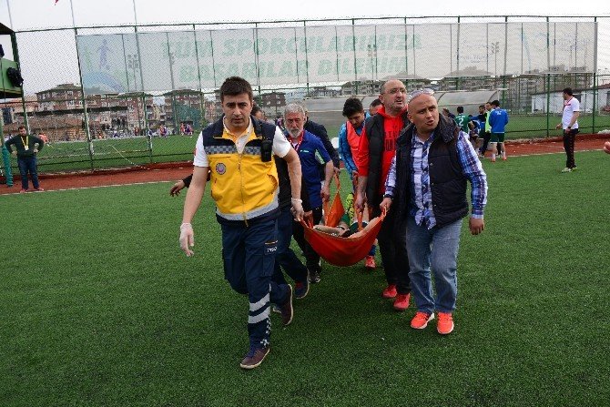 Sahaya Atlayan Doktor, Futbolcunun Hayatını Kurtardı