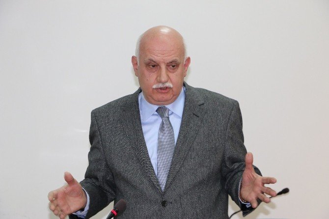 SAÜ Öğretim Üyesi Prof.dr. Musa Akoğlu’na “Yılın Hekimi” Ödülü Verildi