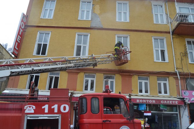 Havza'da korkutan otel yangını