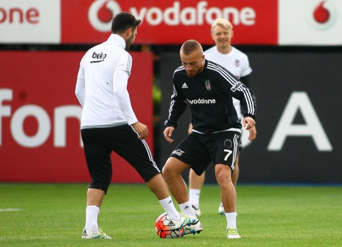 Beşiktaş, Medicana Sivasspor maçı hazırlıklarına ara vermeden başladı