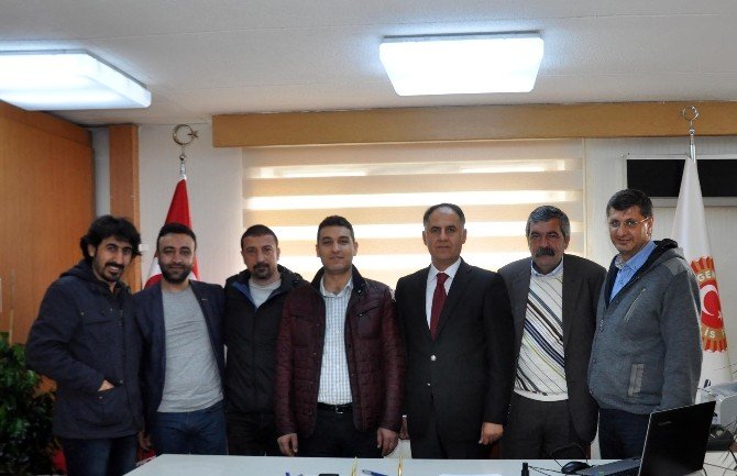 Bitlisli Gazetecilerden Meclis Başkanına Ziyaret