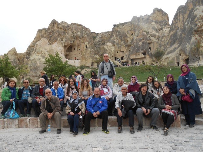 Eskişehirli Şairler Ve Sanatçılardan Kapadokya Gezisi