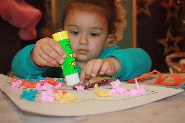 Forum Gaziantep Çocuk Kulübü’ne Ponpon Kelebekler Renk Kattı
