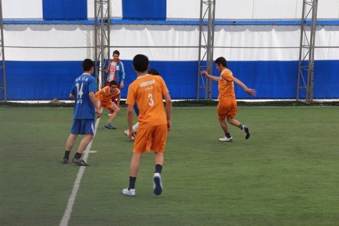 Bulanık’ta Halı Saha Futbol Turnuvası