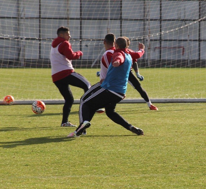 Medicana Sivasspor, Beşiktaş Maçı Hazırlıklarını Sürdürdü