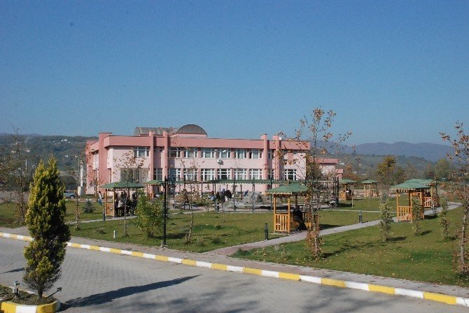 BEÜ Çaycuma Kampüsü Bahara Önemli Çalışmalarla Girdi