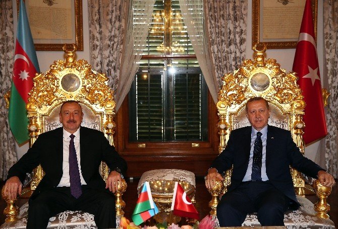 Cumhurbaşkanı Erdoğan Azerbaycan Cumhurbaşkanı Aliyev’le Görüştü