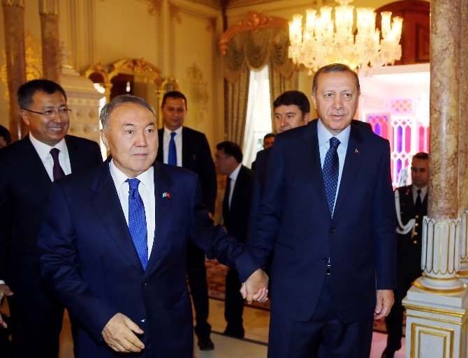 Cumhurbaşkanı Erdoğan, Kazakistan Cumhurbaşkanı Nazarbayev İle Bir Araya Geldi