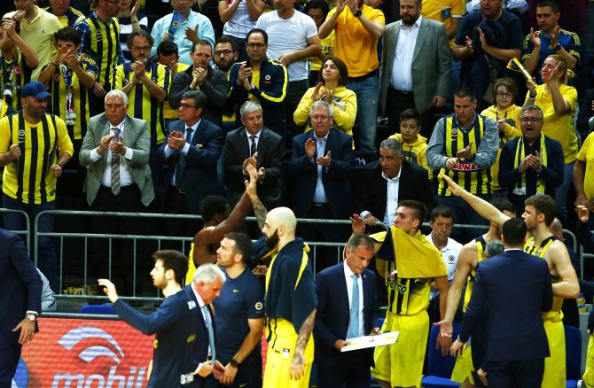 Fenerbahçe: 75 - Real Madrid: 69