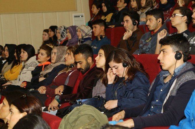 Ünlü TV Belgesel Kâşifi Thomas Culhane, ERÜ’de Öğrencilerle Bir Araya Geldi