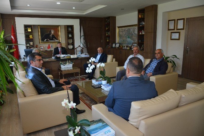 Muhtarlardan DSİ Böle Müdürü Özgür’e Ziyaret